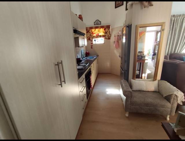 1 BEDROOM TOWNHOUSE FOR SALE IN CLARINA